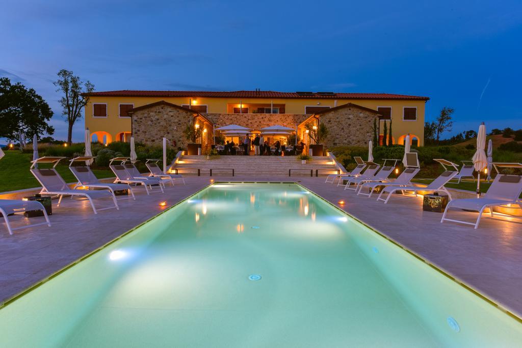 Agriturismo Poggio Mirabile Manciano Esterno foto